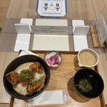 自然薯とろろ丼専門店 黒十ヤ - 