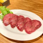 YAKINIKU MARUUSHI - 