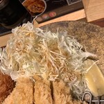 とんかつ けい太 - キャベツ