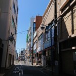 Shouya - お店のあるビルから五井駅方面。
