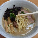 麺屋 よしすけ - 濃厚カニ白湯ラーメン(限定)