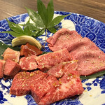 炭火焼肉 久 - 第1の皿