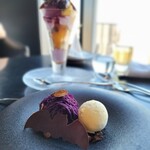 DINING & BAR TABLE 9 TOKYO - 