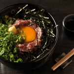 Urutsuki - さくらトロ丼：極上のバラとろ使用！お肉の甘さに自家製醤油が引き立てます。