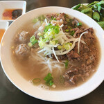 ベトナム料理 フォーコハイサイゴン - 牛肉フォー