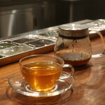 IZA - オレンジピールとレモングラスのハーブティー