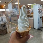 山田養蜂場お菓子工房 ぶんぶんファクトリー - 