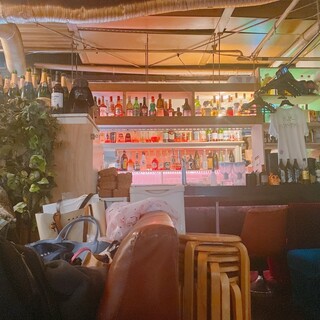 カフェ&ダイニング グデン_2