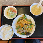 香香厨房 - きくらげと玉子、豚肉炒め　700円