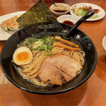 Ebitonkotsu Ramen Haruki - 