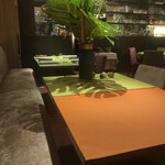 モノリス - 店内