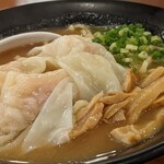 広州市場 - 濃厚海老雲呑麺