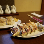 龍燕 - しゅうまいと餃子