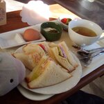 モーニングカフェ 木 木 - 