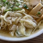 Marushima - ラーメンの麺アップ