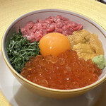 焼肉 肉萬 - 笑顔になるよね？？