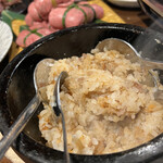 焼肉 肉萬 - バターガーリックライス