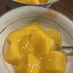 焼肉 肉萬 - マンゴープリン