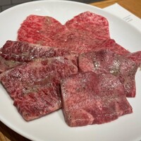 ビーフキッチン 渋谷店 - タン、ハラミ、リブ芯