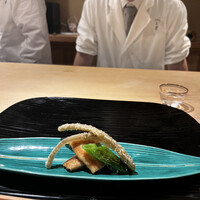 富小路 やま岸 - 琵琶湖の天然うなぎ、わらごぼう