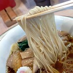 中華そば 深緑 - 麺リフト
