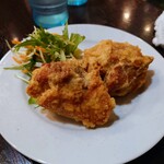 中国上海料理　豫園 - セットの鶏唐。デカっ。