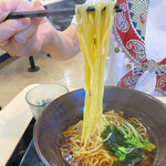 Yude Tarou Motsu Jirou - 加水高めながらモッチリ柔らかめの中細麺