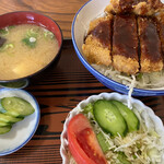 大黒食堂 - これで900円よ！？