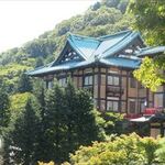 ザ・フジヤ - 窓外の景色（花御殿アップ）