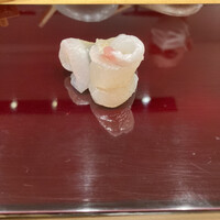 築地 すし Omakase - チャイロマルハタ