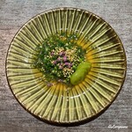 丸新 - 鱸の薄造りとシャインマスカット