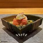 丸新 - 毛蟹の柑橘ジュレ掛け