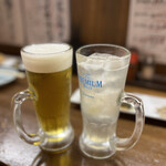 Yakitori Hoshinoie - ◯生ビール¥420／◯レモンサワー(ハッピーアワーで¥275？)…炭酸弱く、アルコール薄め。