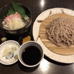 ネギトロ丼とお蕎麦のランチ（温・冷）