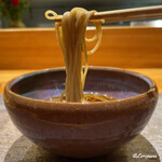 丸新 - 細切りの十割蕎麦