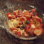 il luogo di TAKEUCHI - 3種のイチゴ、いちご、いちごのジェラート、いちごのセミフレッド