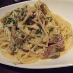 il luogo di TAKEUCHI - いろいろなきのこの入ったカルボナーラ　トリュフ風味