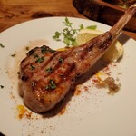 アレテオ - ラムチョップのグリル