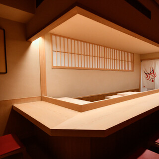 Spend a relaxing and luxurious time in a space that exudes Japanese beauty.