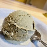 Hojicha ice cream