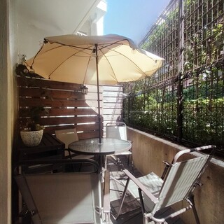 店内席奥のテラス席、半個室
わんちゃんはリードフリー