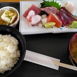 Hana Shokudou - 刺身定食