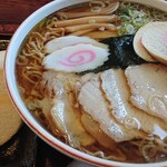 名代三角そばや - 中華そば大盛り TP麩