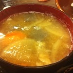 九州焼肉　伊万里 - 豚汁にモツかテールが入っていてトロリとして美味い