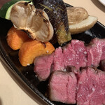 土佐あかうしとワイン プティ・ヴェール - 