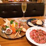 がぶ飲みワインと肉 ビストロ千住MEAT - 