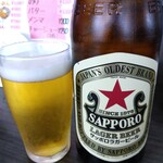 中華麺房 東龍 - 先ずは「サッポロビール(中瓶)」で乾杯☆グラスもビールも冷え❄冷え❄
