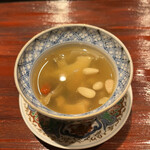 割烹 隆 - お昼のコース９６８０円。滋養出汁。中華の材料を使っていますが、味はピッタリの和食です。旨味たっぷりでした（╹◡╹）（╹◡╹）