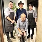 イル ネッビオ - 前列は親しい友人。後列左側から谷口オーナーシェフ、私、パテシェの伊藤さんです♪(*^^)o∀*∀o(^^*)♪