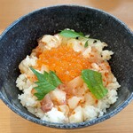 Muten Kurazushi - 旬の海鮮丼(平日限定17時まで) 500円